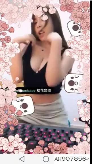 暗黑露點版！奶妹兔兔的紅豆現形啦！水波奶的晃動弧度超養眼：好想玩弄那兩粒02